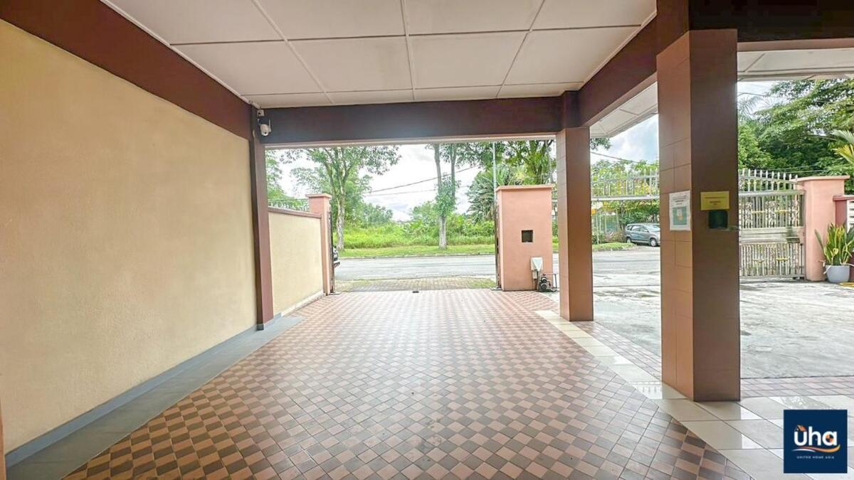 Rumah percutian Taman Iskandar At Bukit Pelangi By Uha *